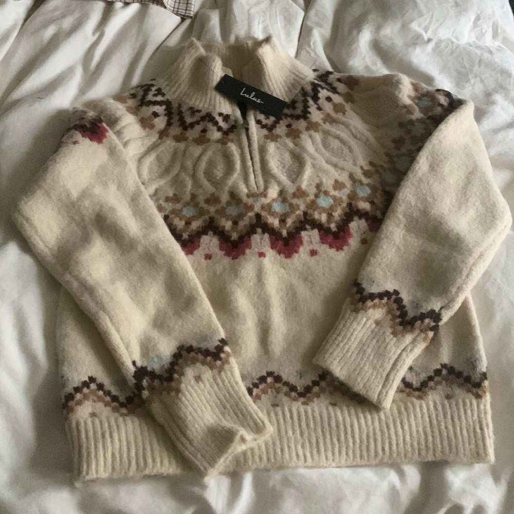 Lulus half zip sweater medium, never worn, tag on